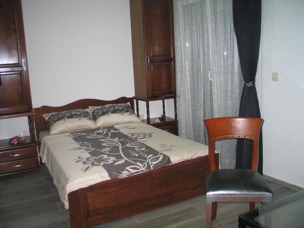 Guest House Dena Dobra Voda Room photo