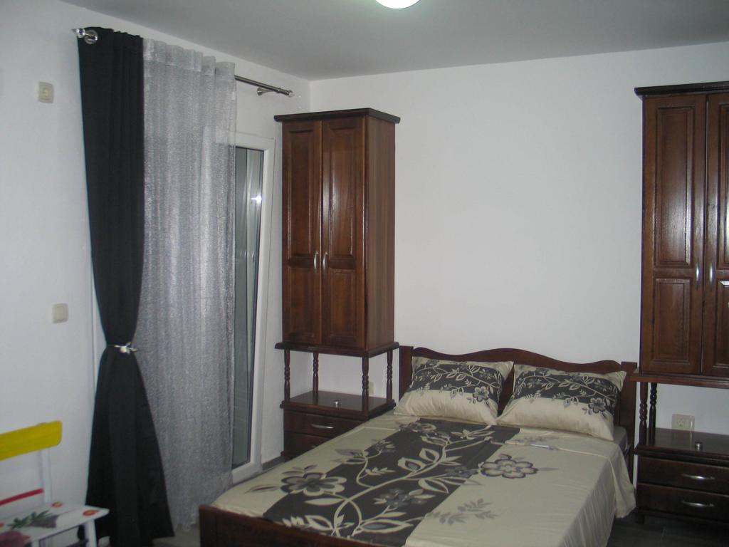 Guest House Dena Dobra Voda Room photo