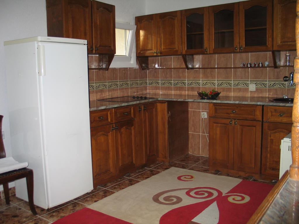 Guest House Dena Dobra Voda Room photo