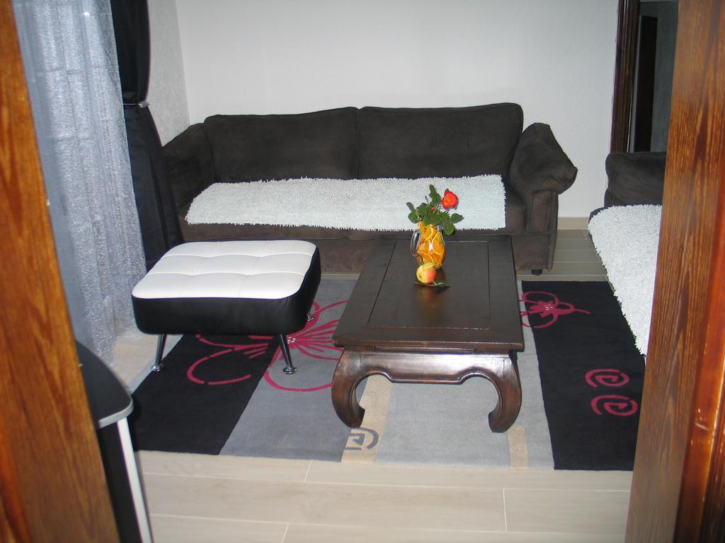 Guest House Dena Dobra Voda Exterior photo