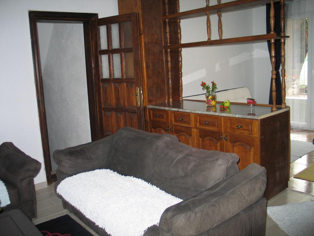Guest House Dena Dobra Voda Exterior photo