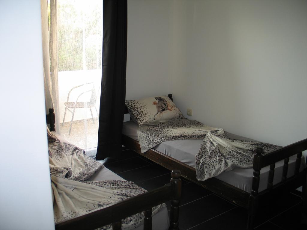 Guest House Dena Dobra Voda Room photo
